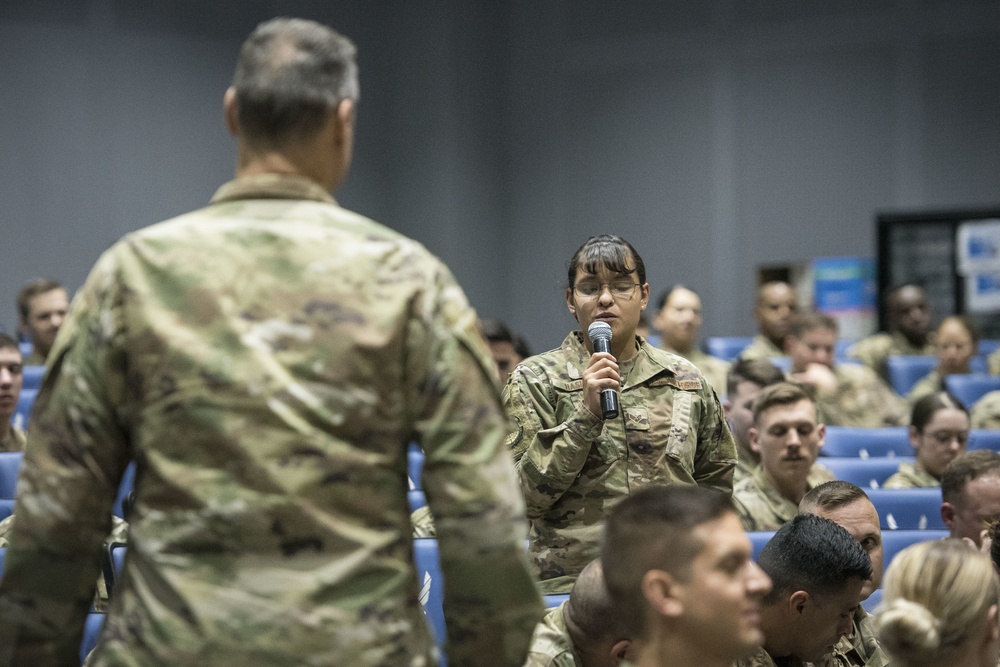 Lt. Gen. Guastella goes into Airmen’s workplaces, recognizes top performers