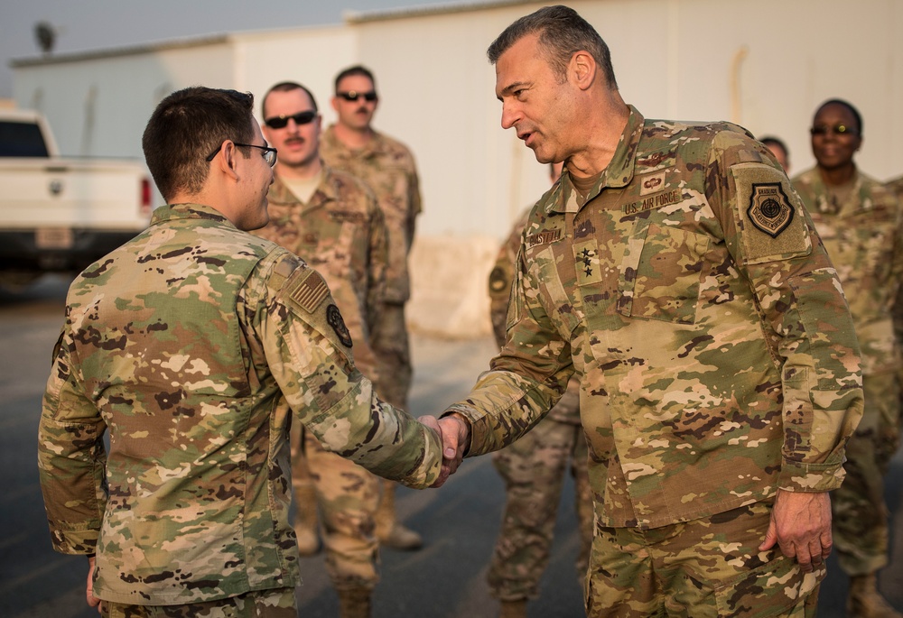 Lt. Gen. Guastella goes into Airmen’s workplaces, recognizes top performers