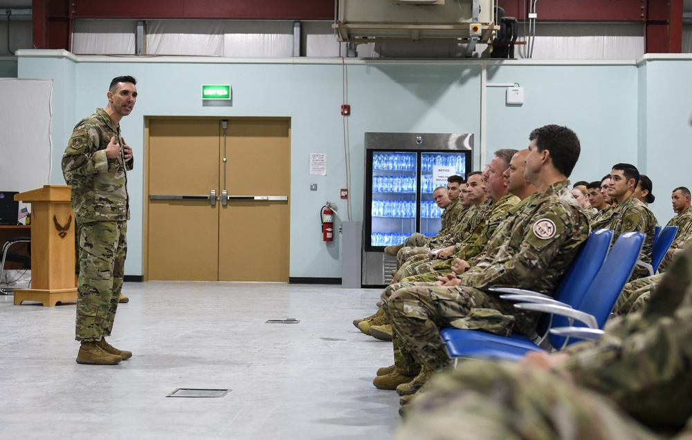 Lt. Gen. Guastella goes into Airmen’s workplaces, recognizes top performers