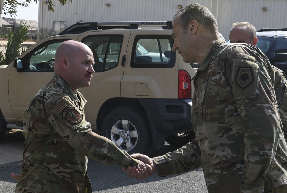 Lt. Gen. Guastella goes into Airmen’s workplaces, recognizes top performers
