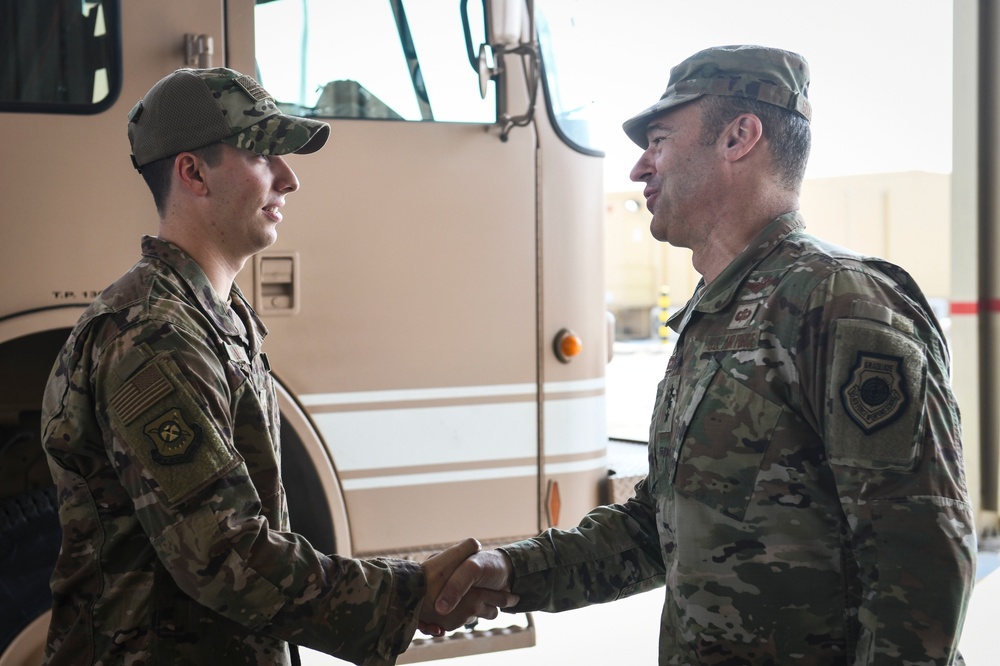 Lt. Gen. Guastella goes into Airmen’s workplaces, recognizes top performers