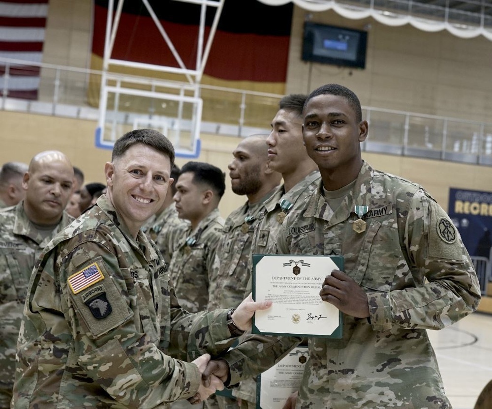 522nd MI Battalion wins two Army-level supply excellence awards