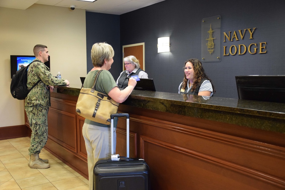 NEXCOM: NEX and Navy Lodge Welcome Home Veterans and Their Caregivers