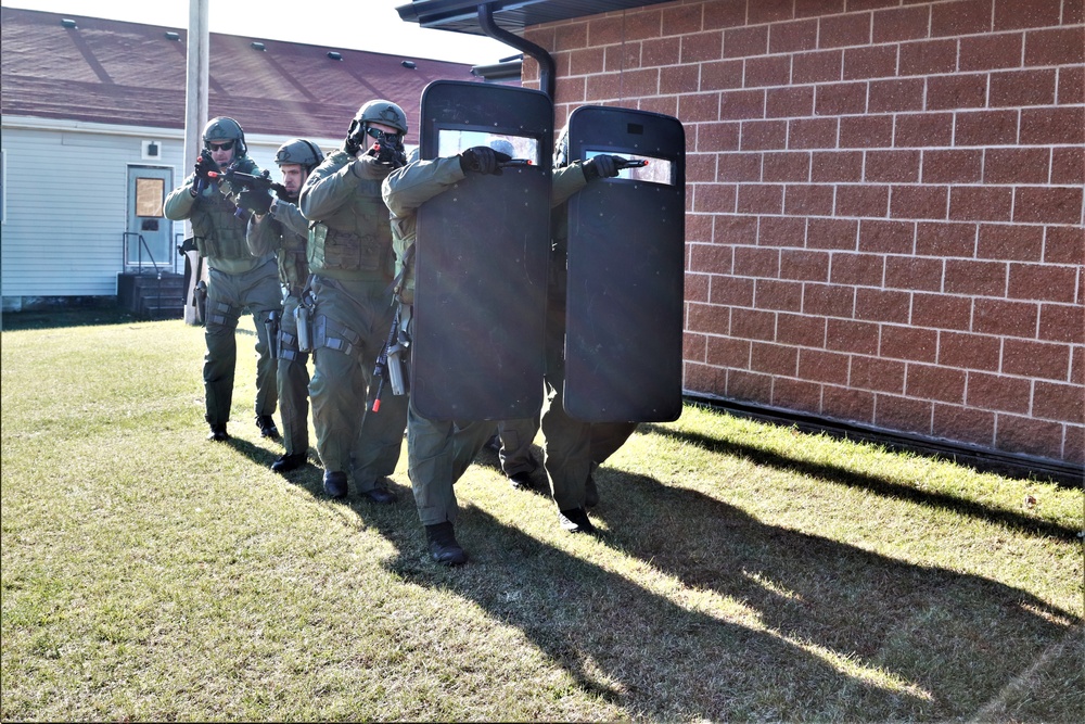Fort McCoy Special Reaction Team holds training, prepares for possible responses