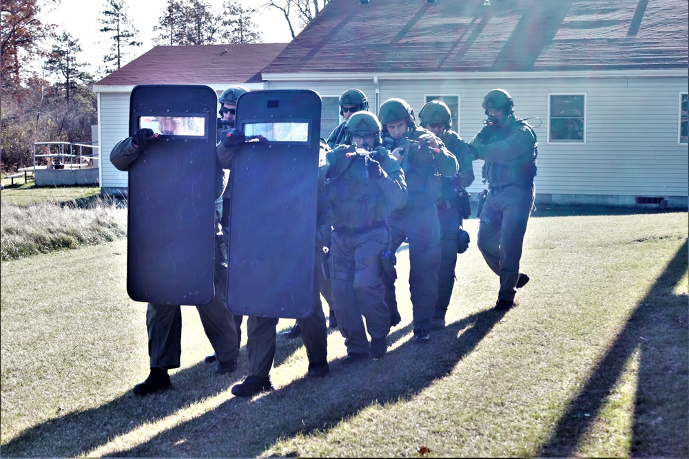 Fort McCoy Special Reaction Team holds training, prepares for possible responses