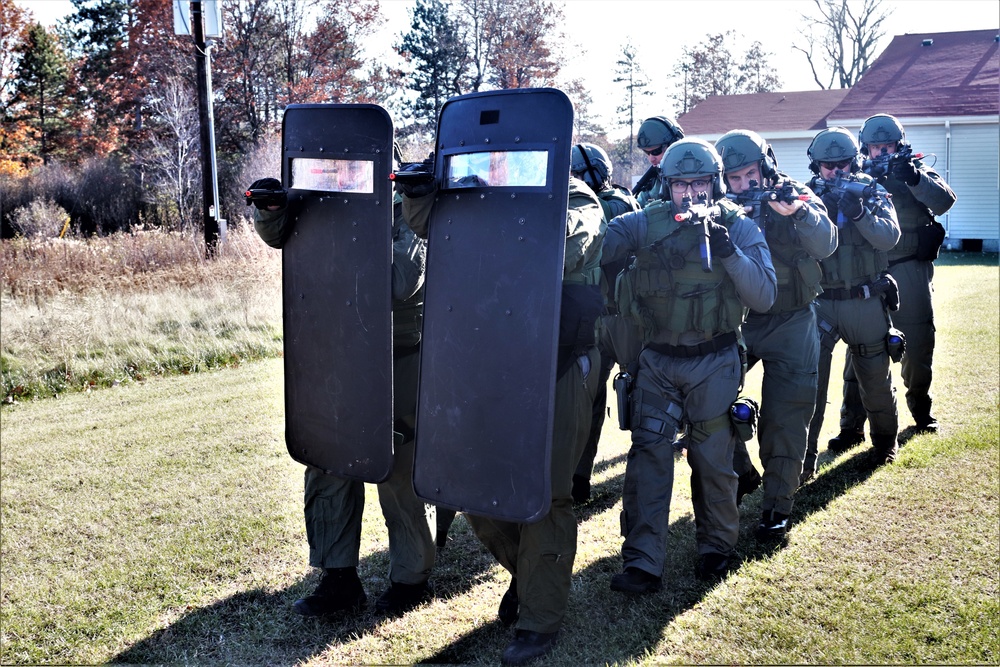 Fort McCoy Special Reaction Team holds training, prepares for possible responses