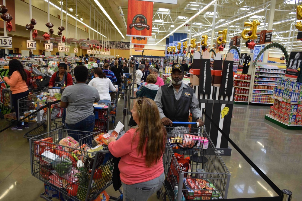 More commissaries will be open on the Mondays before holidays