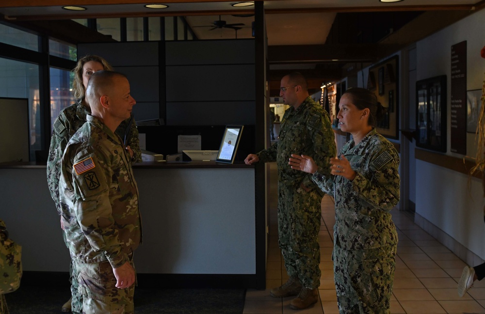 Brig. Gen. Jack Davis Visits Naval Health Clinic Hawaii