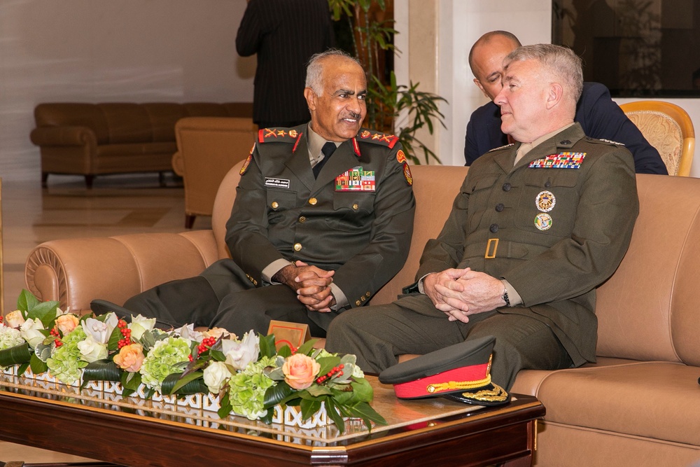 USCENTCOM commander visits Kuwait