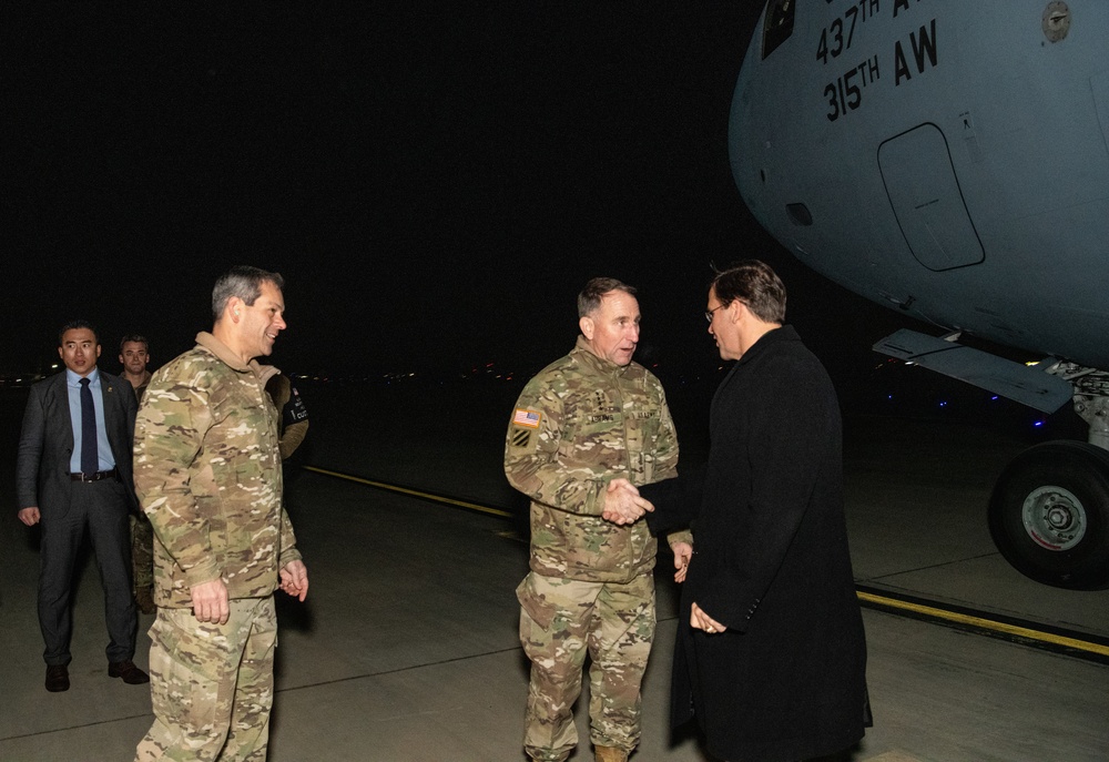 SecDef Esper Meets with Gen. Abrams at Osan Air Base