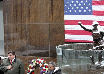 Army Reserve Soldiers reach out through Chicagoland communities to share the story of veterans