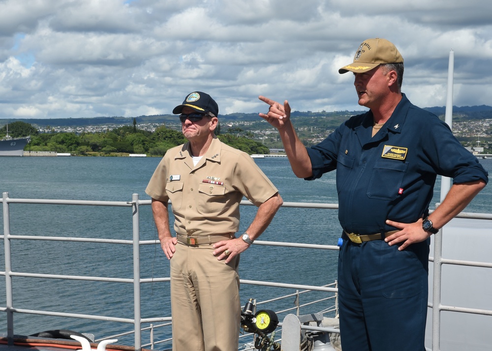 Vice Adm. Richard Brown, Commander, Naval Surface Force, U.S. Pacific Fleet, visits Hawaii