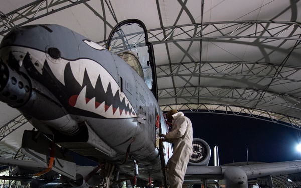 74th AMU crew chief services LOX