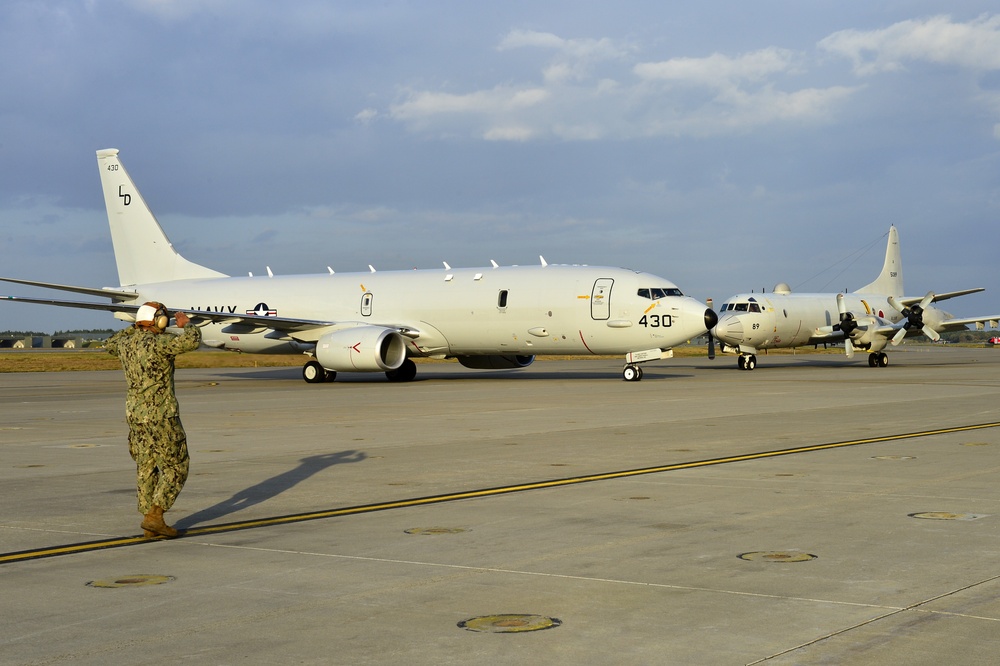 VP-10, Japanese Forces Conduct Anti-Submarine Training