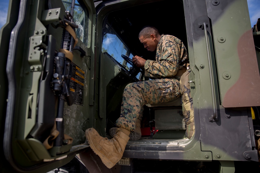 CLB Marines conduct battalion field exercise