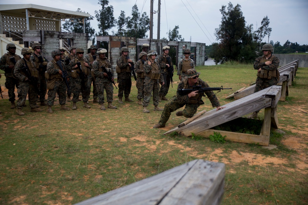 CLB Marines conduct battalion field exercise