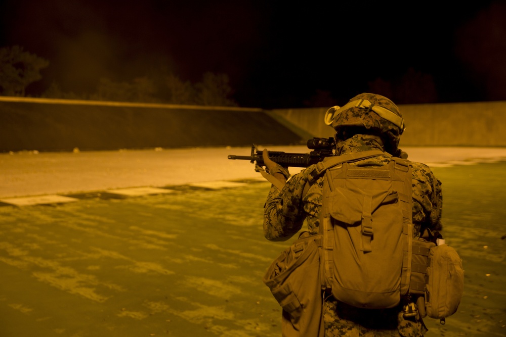 CLB Marines conduct battalion field exercise