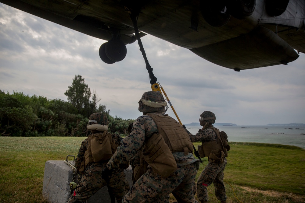 CLB Marines conduct battalion field exercise