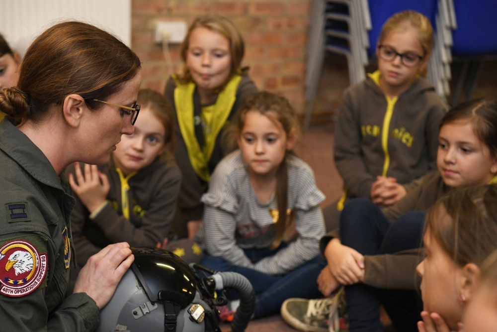 Liberty Wing warrior woman inspires local brownies to soar