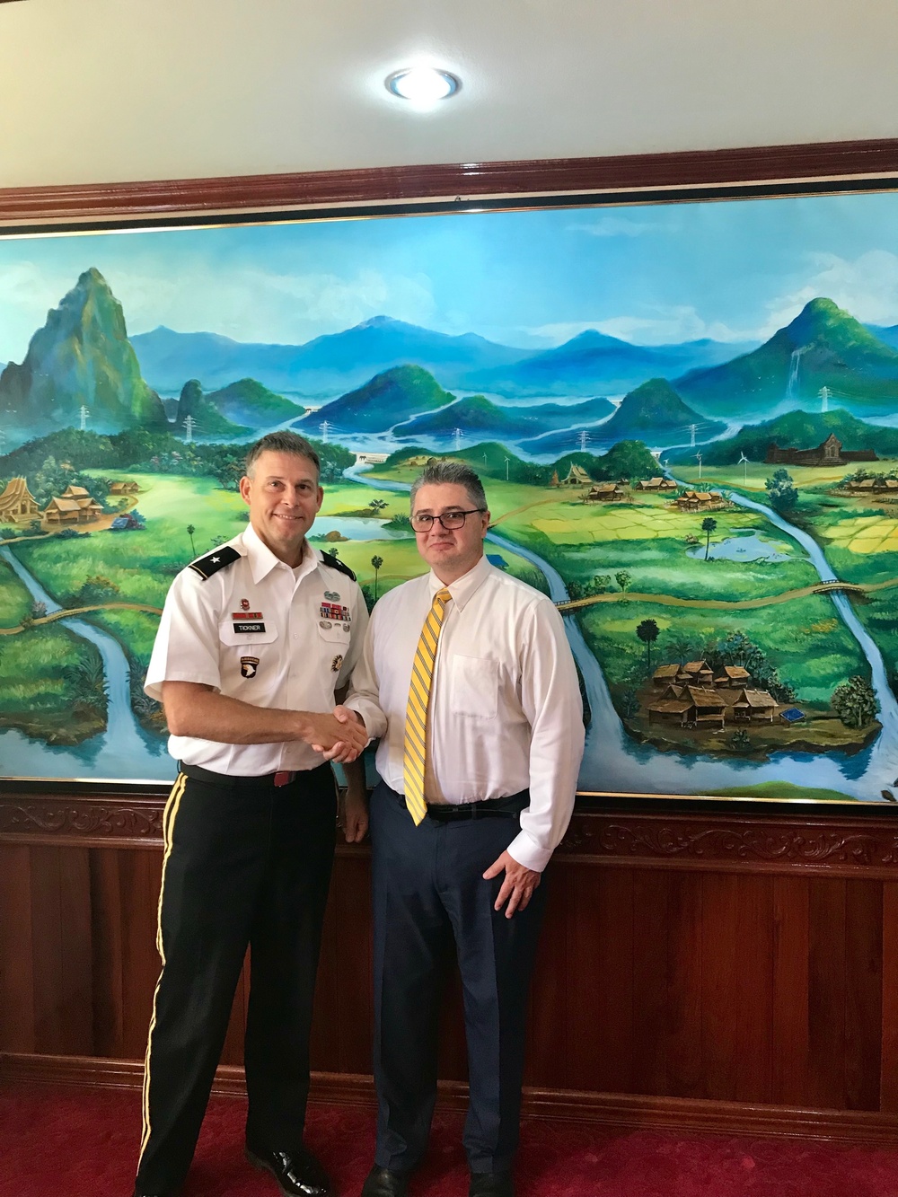 USACE risk advisor/dam safety expert recognized for work in Laos