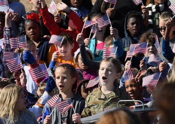 Local elementary school honors veterans