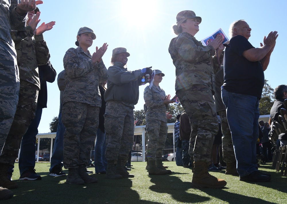 Local elementary school honors veterans