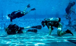 Mass Communication Specialist Scuba Diver