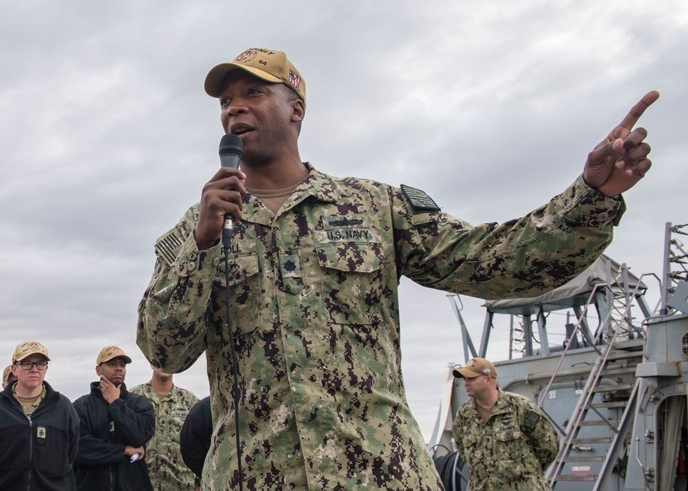 USS Carney (DDG 64)