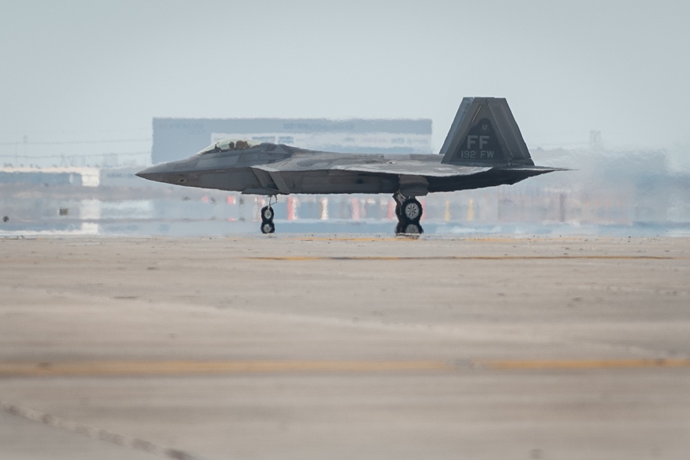 F-22s Arrive for the Dubai International Air Show