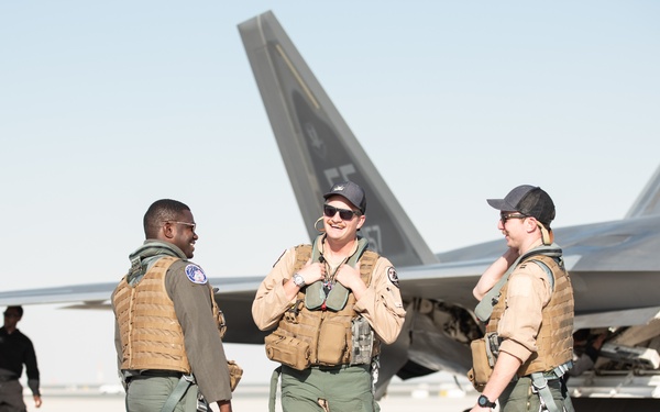 F-22s Arrive for the Dubai International Air Show
