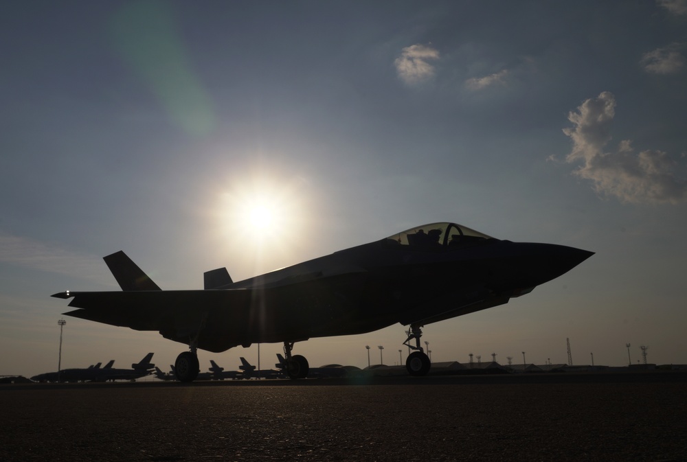 F-35A Lightning II's redeploy to Al Dhafra Air Base