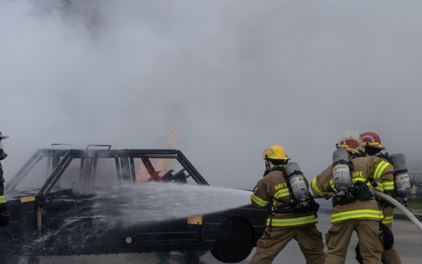 NSA Naples conducts live-fire firefighting course