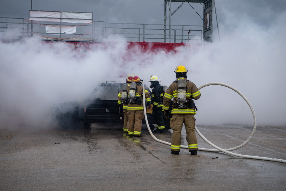 NSA Naples conducts live-fire firefighting course