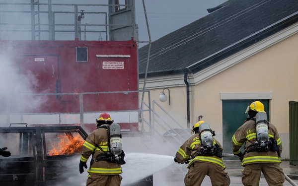 NSA Naples conducts live-fire firefighting course