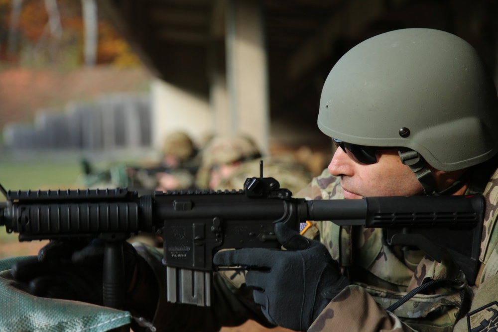 7th MSC Soldiers conduct weapons training, range operations