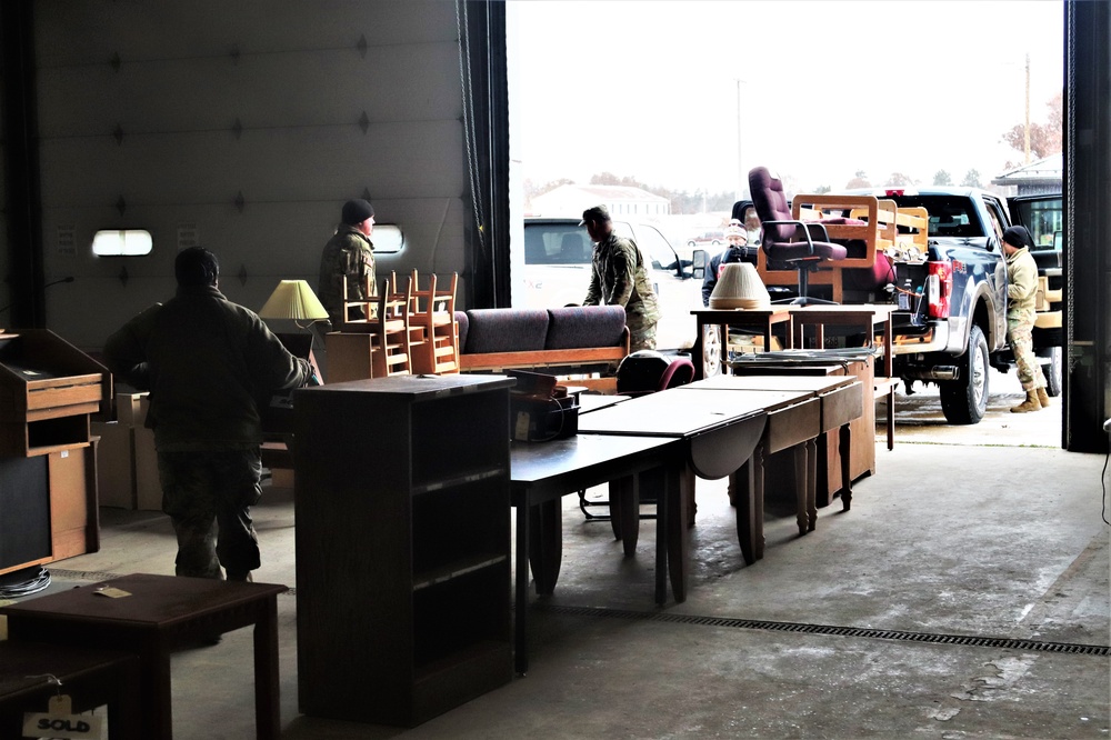 Fort McCoy holds November 2019 NAF sale