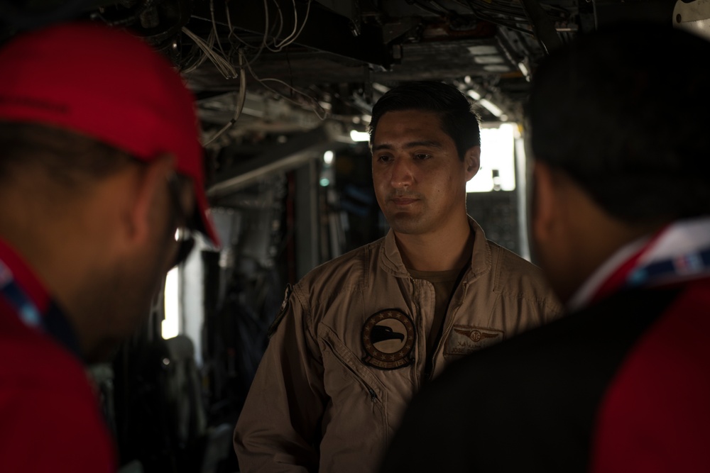 UAE Special Olympics tours U.S. aircraft during Dubai Airshow