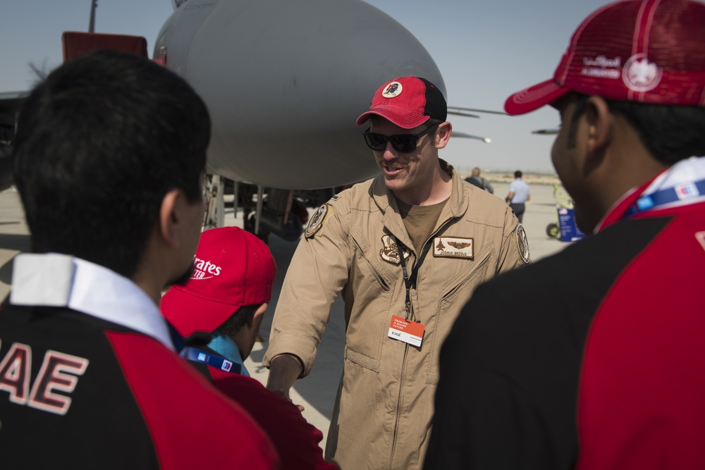 UAE Special Olympics tours U.S. aircraft during Dubai Airshow