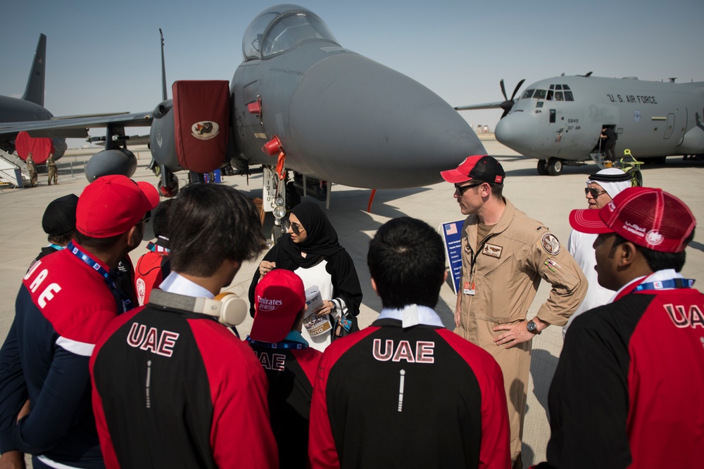 DVIDS Images UAE Special Olympics tours U.S. aircraft during Dubai