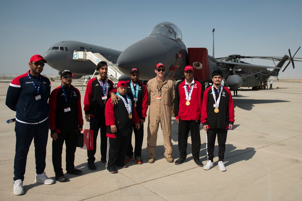 UAE Special Olympics tours U.S. aircraft during Dubai Airshow