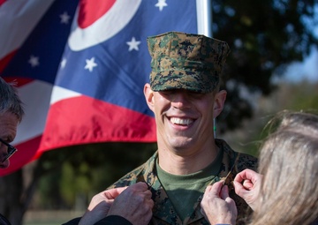 Michigan linebacker becomes Marine Corps Officer