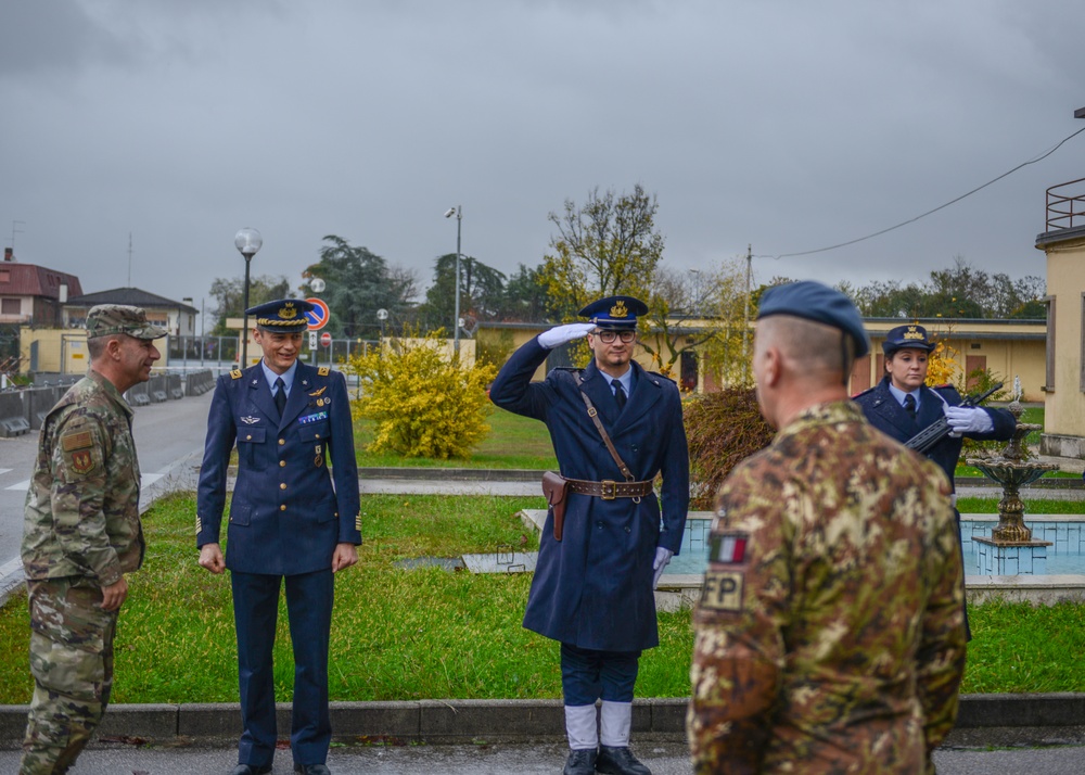 General Harrigian Visits Aviano