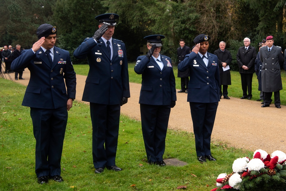 52d FW Airmen observe German National Day of Mourning