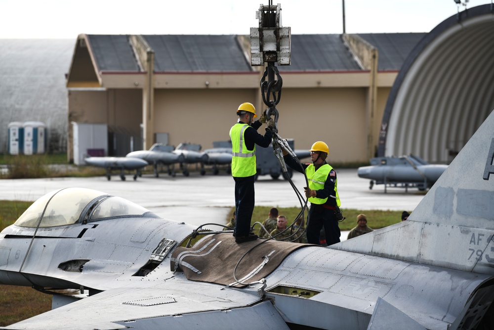 Exercise: Crashed damaged disabled aircraft recovery