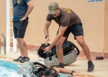 CTF 56.1 Conduct Mk 16 Rebreather Training