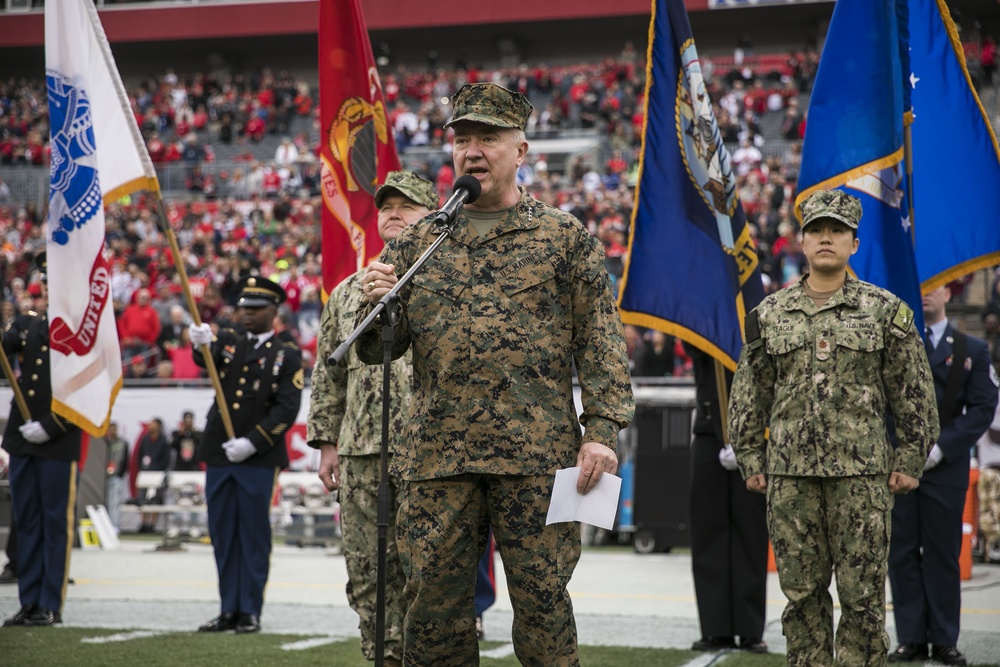 USCENTCOM commander delivers Oath of Enlistment during Buccaneers game
