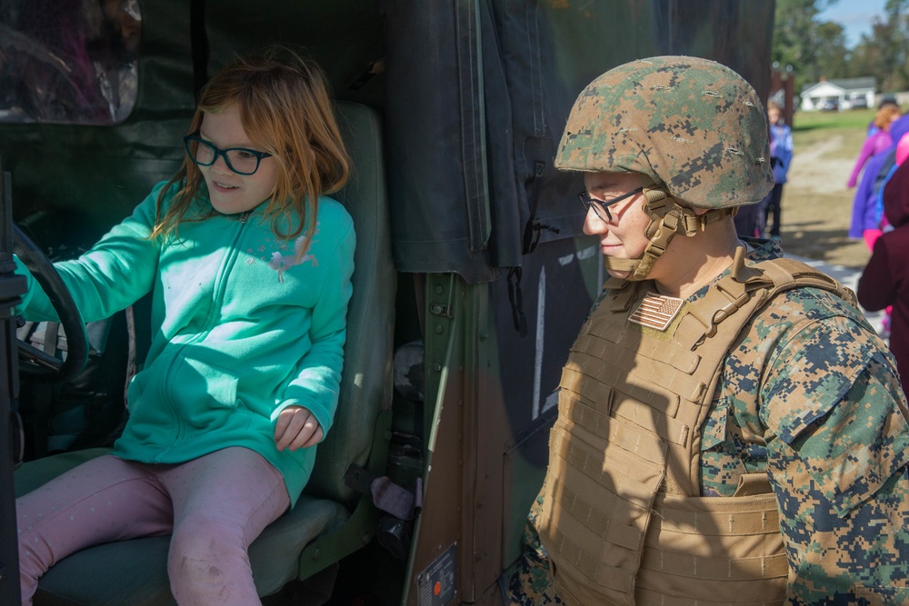 VMU-2 visits Brinson Memorial Elementary School