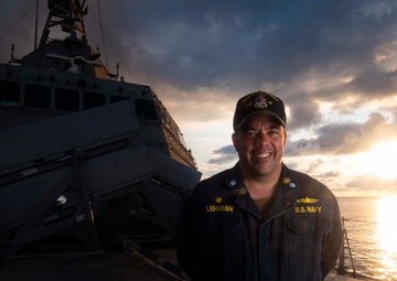 Giffords Poses for a photo