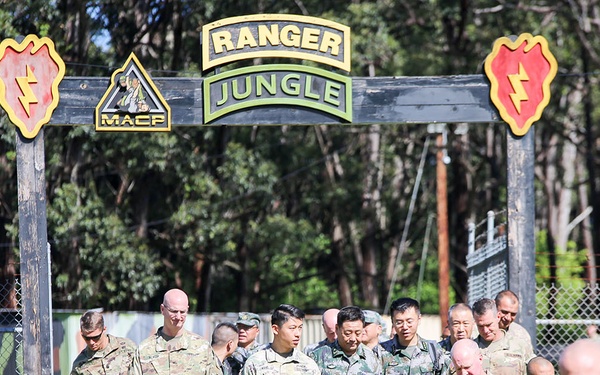 Chinese visits 25th ID