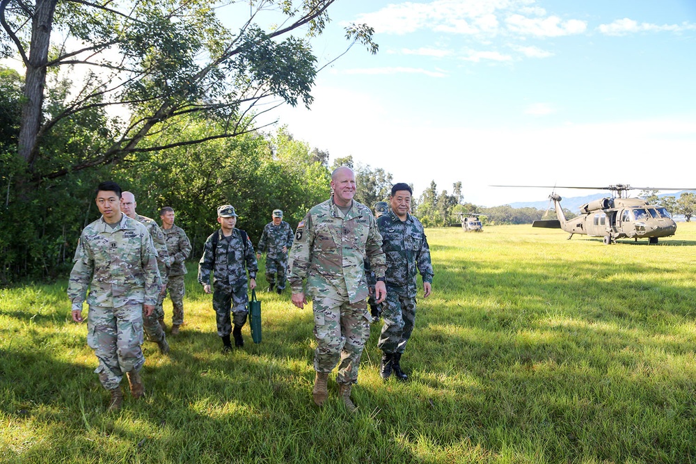 Chinese visits 25th ID